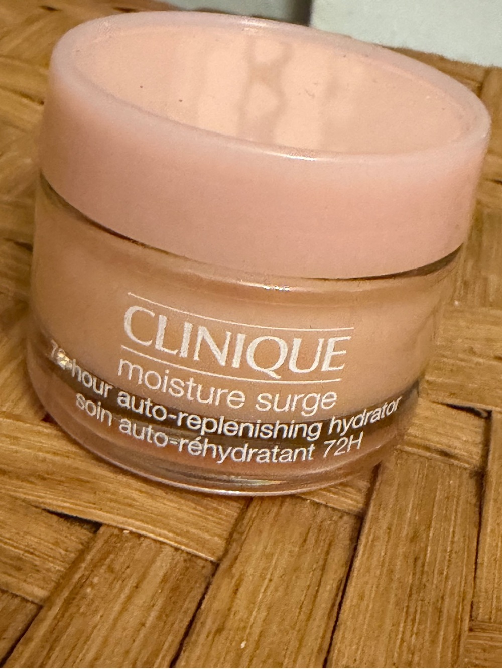 Clinique Moisture Surge Hydrator Jar - Light Pink